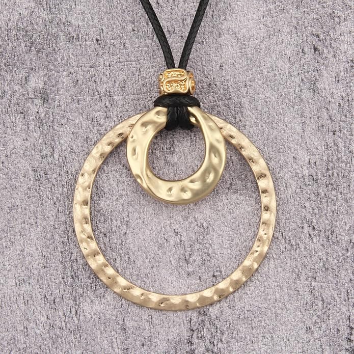 Boho Leather Necklace Women Bohemian Brown Circle Pendant Necklace Choker Long Necklaces for Women Boho Ring Large Pendant