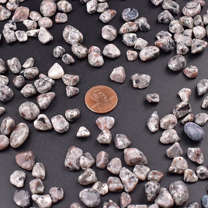 Polished Yooperlite Crystal Chips 200 Pcs - 0.3" 10 oz Tumbled Stone Chips Crushed Sea Glass Stones Healing Reiki Crystal Making Home Decoration