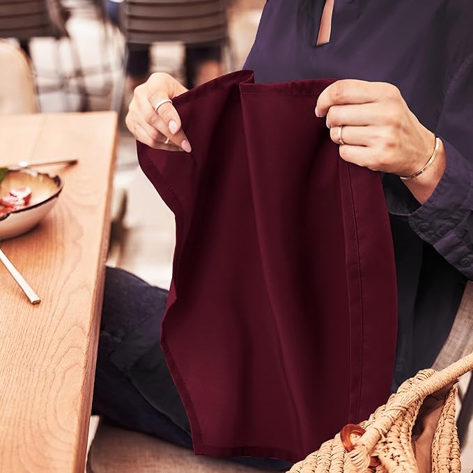 Utopia Home [24 Pack, Burgundy] Cloth Napkins 20x20 Inches, 100% Polyester Hemmed Edges, Washable and Reusable Ideal for Parties, Weddings and Dinners