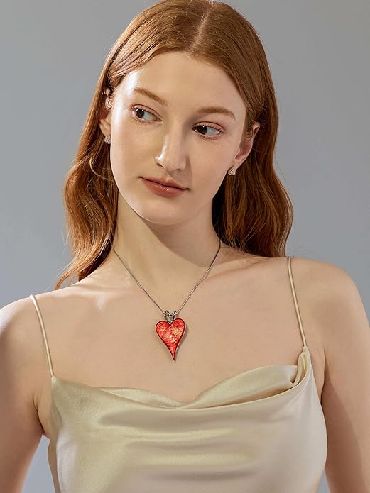 Heart Pendant Necklace for Women, Dainty Cute Pendant Necklaces Women's Trendy Simple Jewelry Gifts for Valentines
