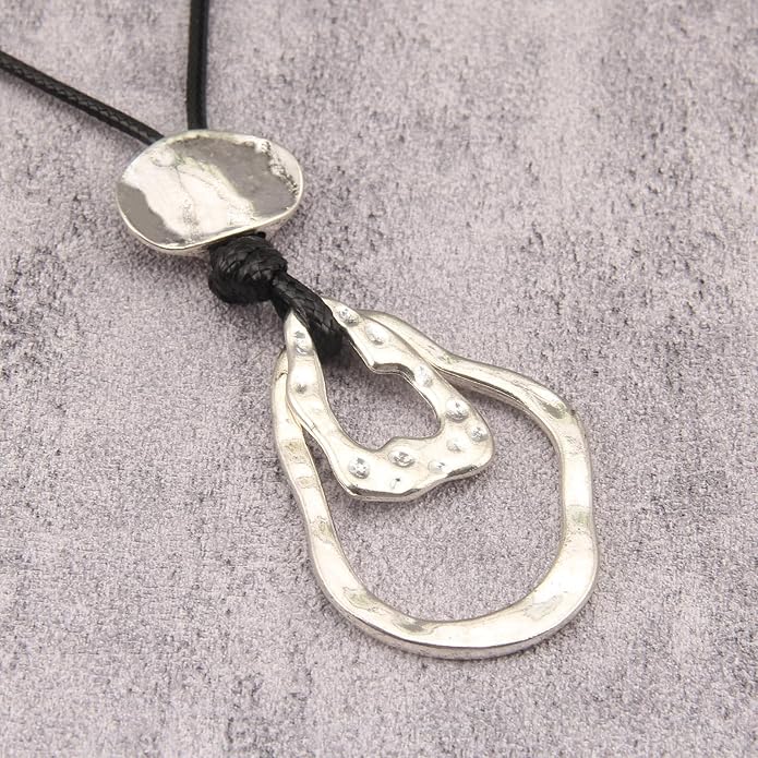 Boho Leather Necklace Women Bohemian Brown Circle Pendant Necklace Choker Long Necklaces for Women Boho Ring Large Pendant