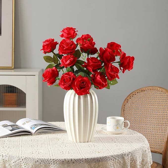 Tifuly 50pcs Red Roses in Bulk, Realistic Long Stem Fake Silk Roses Bouquet for Wedding Centerpiece Table Party Home Kitchen Decor