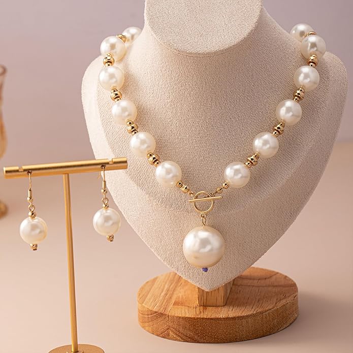 Chunky Pearl Necklaces for Women Gold Pearl Choker Necklace and Earrings Set Pearls Set Jewelry for Women