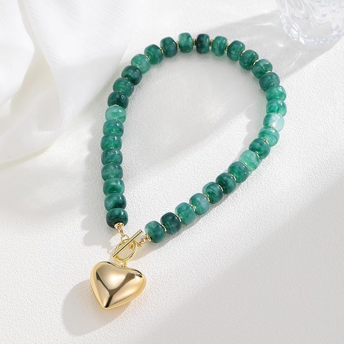 GZQ Chunky Gold Heart Necklace for Women, Acrylic Beaded Chain with Puff Heart Adjustable Clasp, Perfect for Daily Wear Party Date Streetwear Outfits Fashion Jewelry Gift