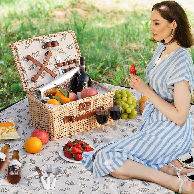HappyPicnic Picnic Basket Set for 2 - Wicker Picnic Basket with Waterproof Blanket & Insulated Liner, Large Handmade Willow Hamper with Cutlery Kit for Outdoor, Picnic, Camping, Party, Holidays (Leaf)