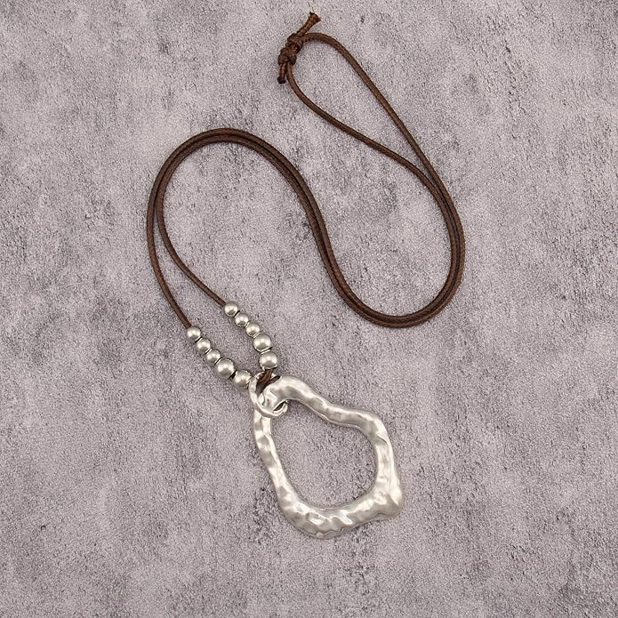 Boho Leather Necklace Women Bohemian Brown Circle Pendant Necklace Choker Long Necklaces for Women Boho Ring Large Pendant