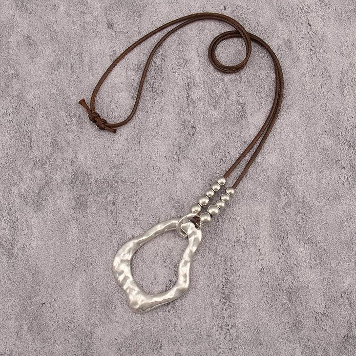 Boho Leather Necklace Women Bohemian Brown Circle Pendant Necklace Choker Long Necklaces for Women Boho Ring Large Pendant