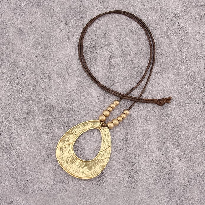 Boho Leather Necklace Women Bohemian Brown Circle Pendant Necklace Choker Long Necklaces for Women Boho Ring Large Pendant