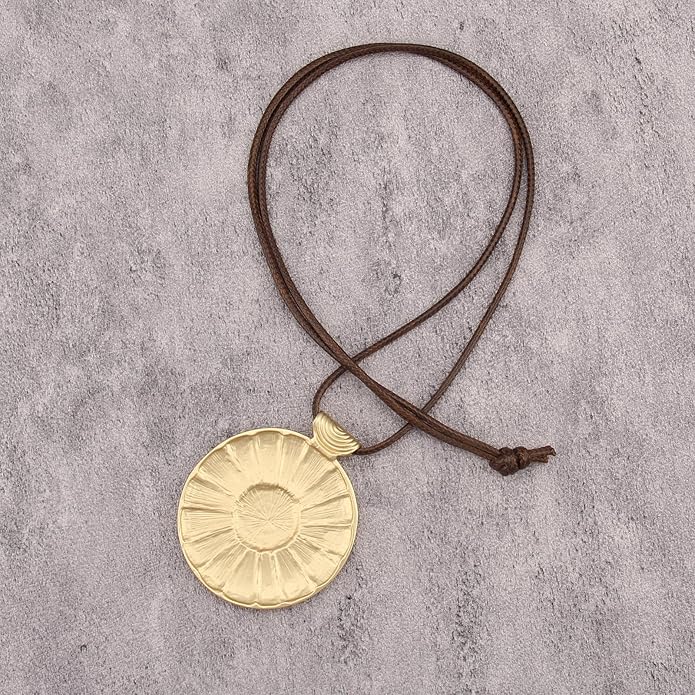 Boho Leather Necklace Women Bohemian Brown Circle Pendant Necklace Choker Long Necklaces for Women Boho Ring Large Pendant