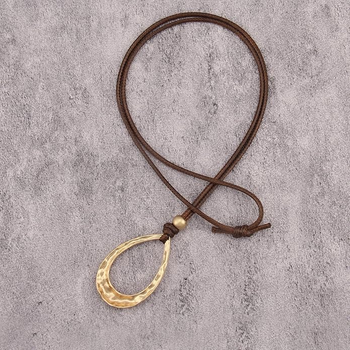 Boho Leather Necklace Women Bohemian Brown Circle Pendant Necklace Choker Long Necklaces for Women Boho Ring Large Pendant