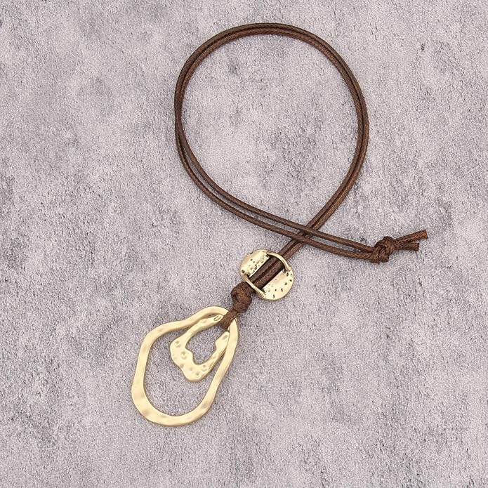 Boho Leather Necklace Women Bohemian Brown Circle Pendant Necklace Choker Long Necklaces for Women Boho Ring Large Pendant