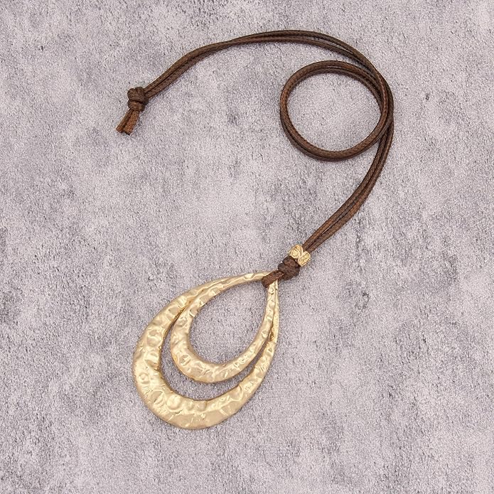Boho Leather Necklace Women Bohemian Brown Circle Pendant Necklace Choker Long Necklaces for Women Boho Ring Large Pendant