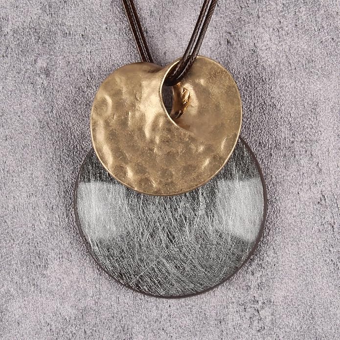 Boho Leather Necklace Women Bohemian Brown Circle Pendant Necklace Choker Long Necklaces for Women Boho Ring Large Pendant