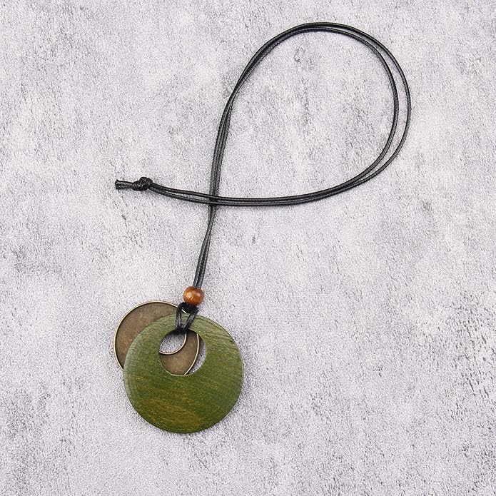 Boho Leather Necklace Women Bohemian Brown Circle Pendant Necklace Choker Long Necklaces for Women Boho Ring Large Pendant