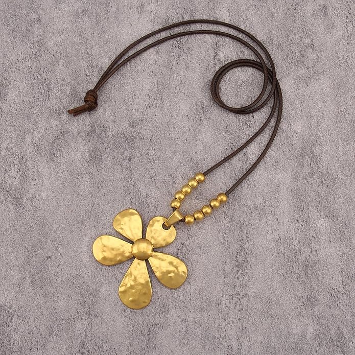 Boho Leather Necklace Women Bohemian Brown Circle Pendant Necklace Choker Long Necklaces for Women Boho Ring Large Pendant