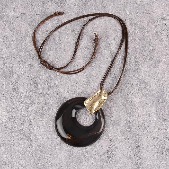Boho Leather Necklace Women Bohemian Brown Circle Pendant Necklace Choker Long Necklaces for Women Boho Ring Large Pendant
