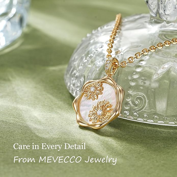 MEVECCO Birth Flower Necklace For Women 18k Gold Plated Mother Of Pearl Disc Floral Pendant Necklace Dainty 12 Birth Month Flower Handmade Personalized Jewelry Anniversary Christmas Birthday Gifts