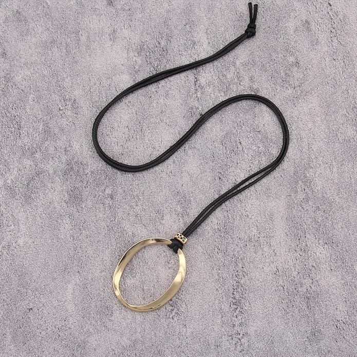 Boho Leather Necklace Women Bohemian Brown Circle Pendant Necklace Choker Long Necklaces for Women Boho Ring Large Pendant