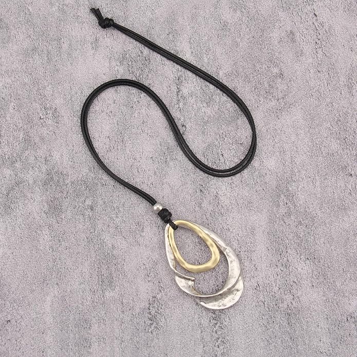 Boho Leather Necklace Women Bohemian Brown Circle Pendant Necklace Choker Long Necklaces for Women Boho Ring Large Pendant