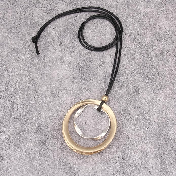 Boho Leather Necklace Women Bohemian Brown Circle Pendant Necklace Choker Long Necklaces for Women Boho Ring Large Pendant
