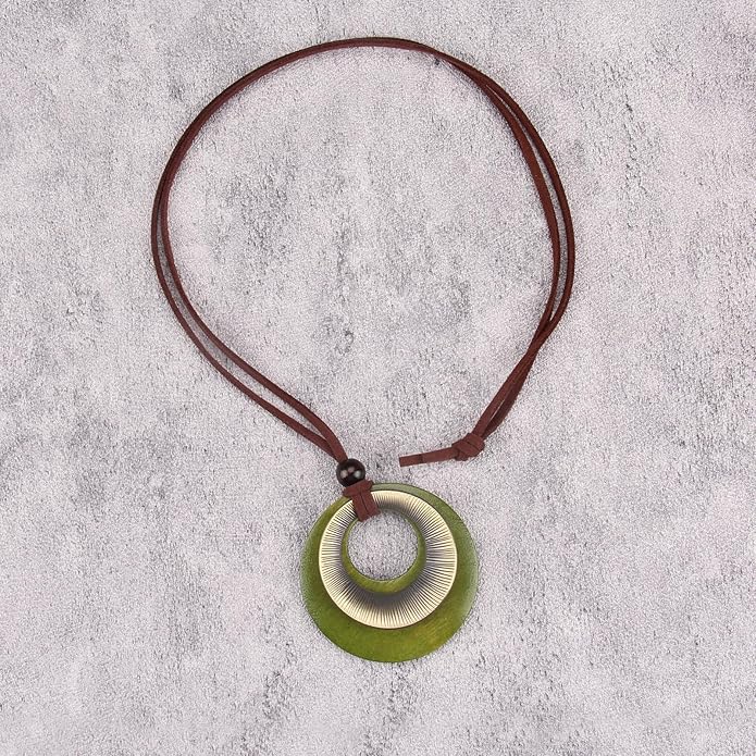 Boho Leather Necklace Women Bohemian Brown Circle Pendant Necklace Choker Long Necklaces for Women Boho Ring Large Pendant