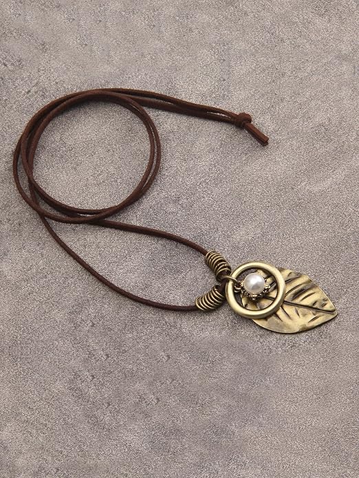 GelConnie Boho Necklaces for Women Vintage Silver Circles Long Pendant Necklace Cowgirl Sweater Necklace Adjustable Leather Choker Necklace for Women