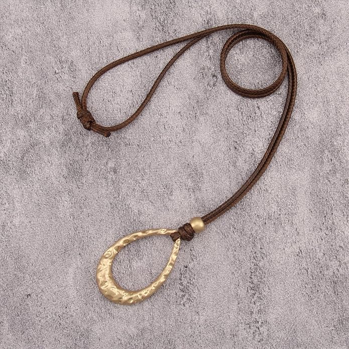 Boho Leather Necklace Women Bohemian Brown Circle Pendant Necklace Choker Long Necklaces for Women Boho Ring Large Pendant