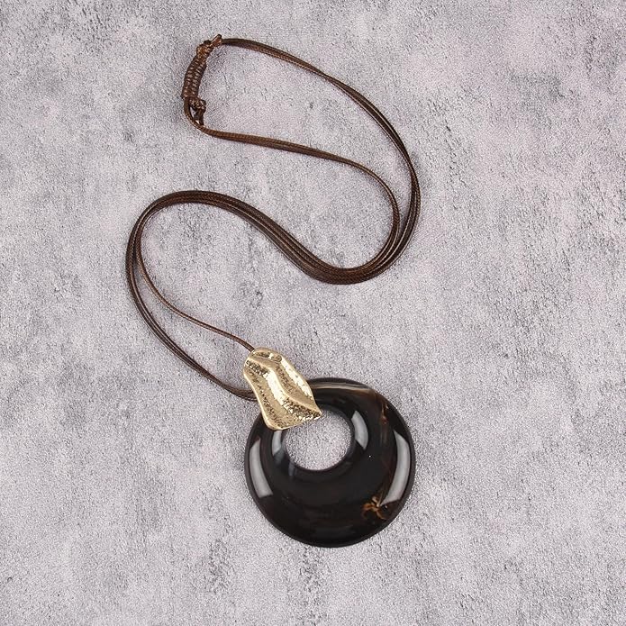 Boho Leather Necklace Women Bohemian Brown Circle Pendant Necklace Choker Long Necklaces for Women Boho Ring Large Pendant