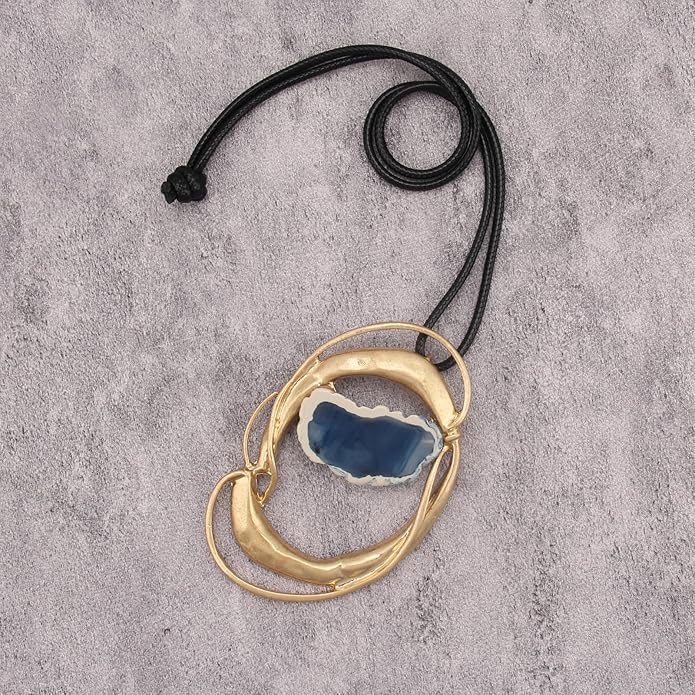 Boho Leather Necklace Women Bohemian Brown Circle Pendant Necklace Choker Long Necklaces for Women Boho Ring Large Pendant