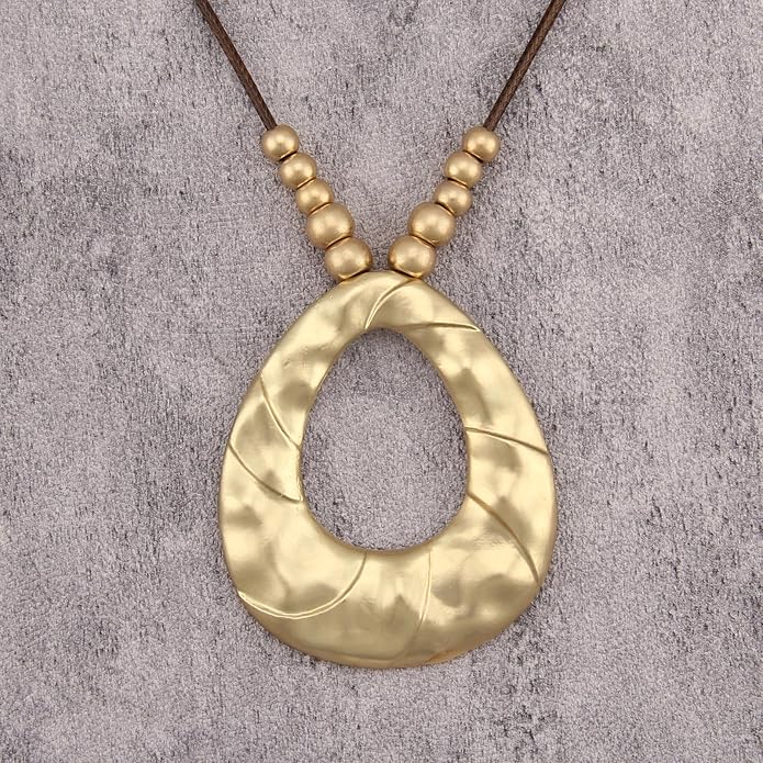 Boho Leather Necklace Women Bohemian Brown Circle Pendant Necklace Choker Long Necklaces for Women Boho Ring Large Pendant