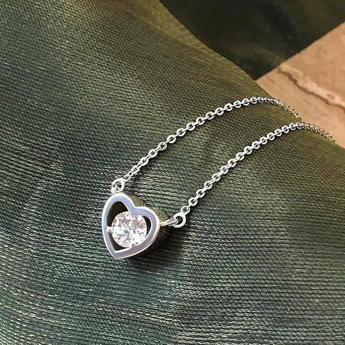 Zeffy Dainty Gold Heart Necklace for Women Trendy 14K Gold/Silver Plate Cute Heart Pendant Choker Necklaces Gold Love Heart Chain Necklace for Women Dainty Gold Jewelry Gifts for Women