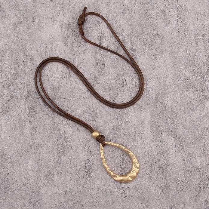 Boho Leather Necklace Women Bohemian Brown Circle Pendant Necklace Choker Long Necklaces for Women Boho Ring Large Pendant